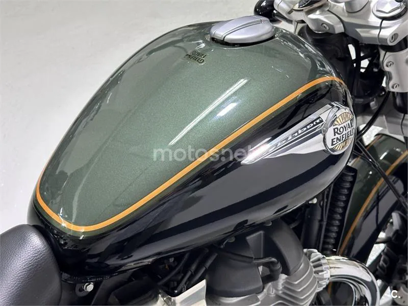 Royal Enfield Super Meteor 650 – Vista 34