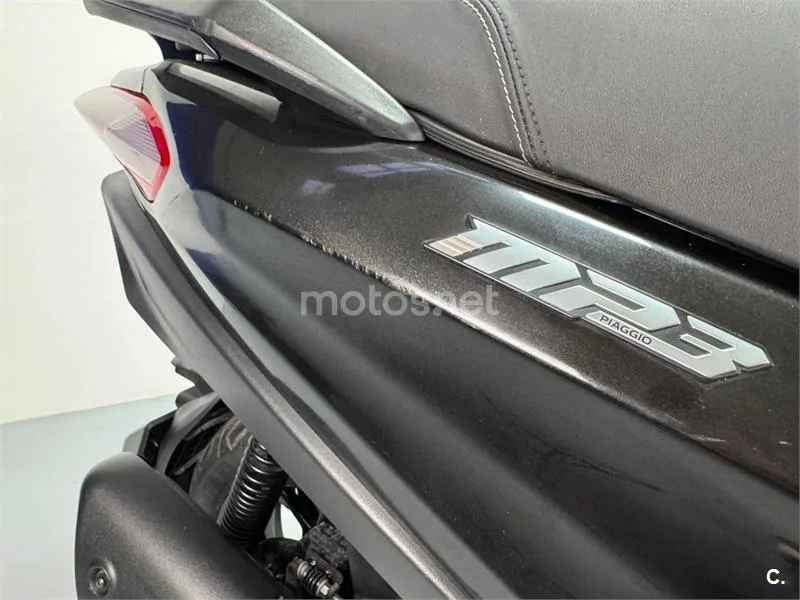 Piaggio MP3 – Vista 20