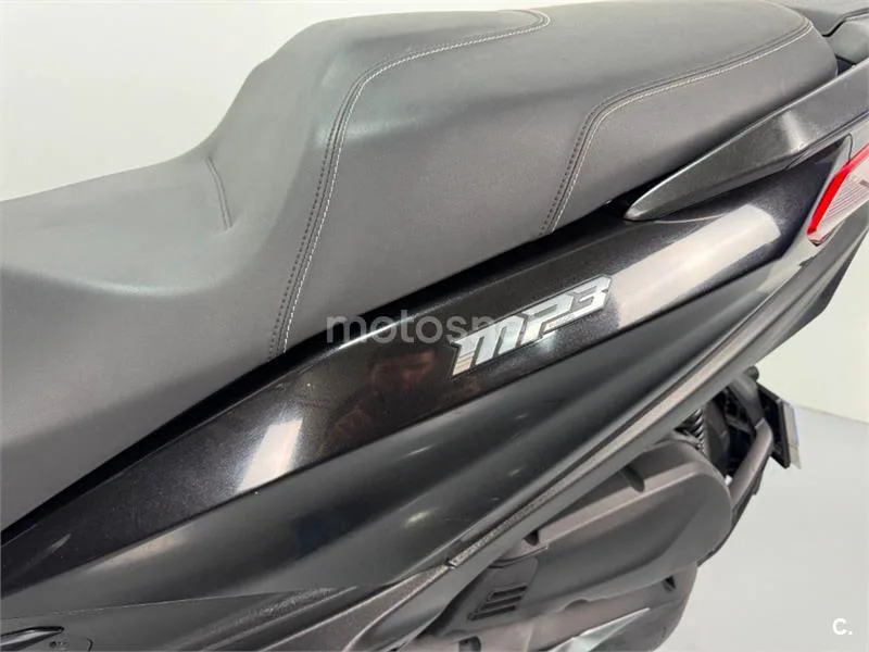 Piaggio MP3 – Vista 9