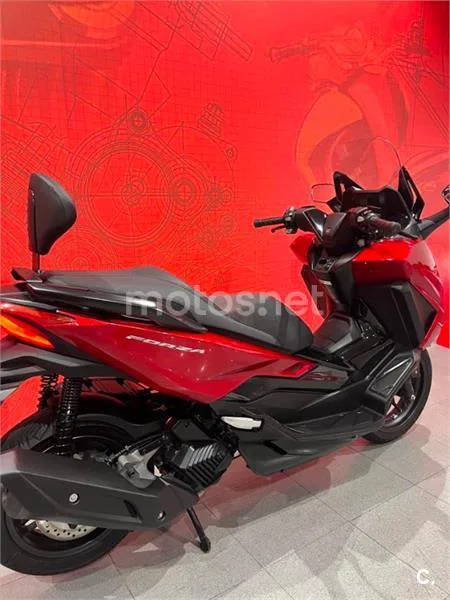 Honda Forza 125 – Vista 7