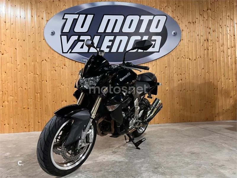 Kawasaki Z1000 – Vista 3