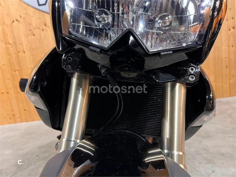 Kawasaki Z1000 – Vista 21