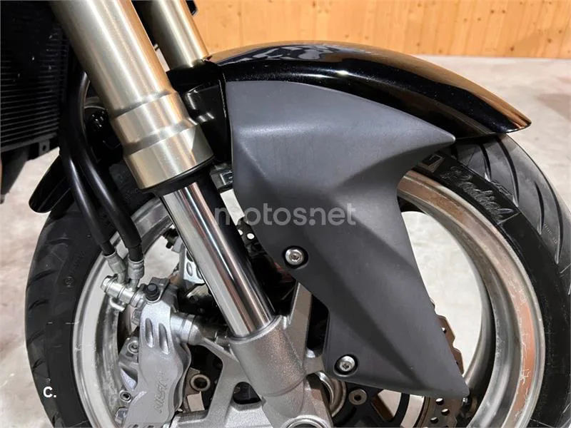 Kawasaki Z1000 – Vista 29