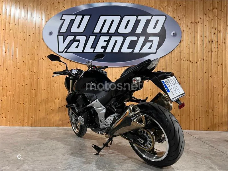 Kawasaki Z1000 – Vista 4