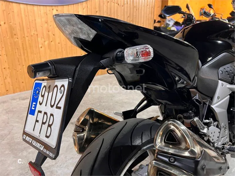 Kawasaki Z1000 – Vista 43