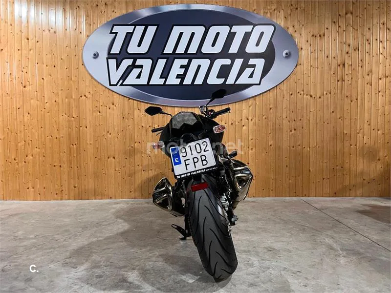 Kawasaki Z1000 – Vista 7
