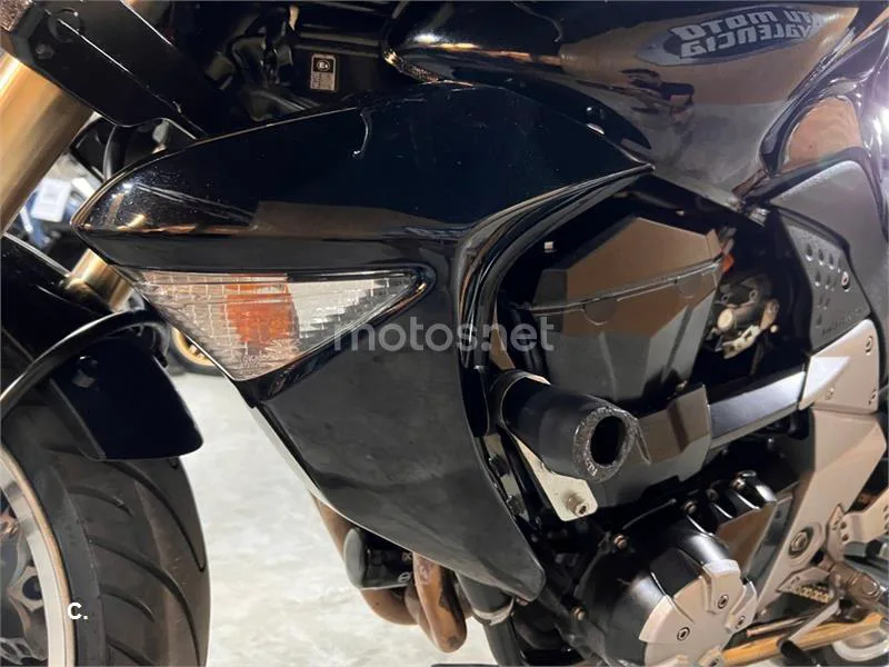 Kawasaki Z1000 – Vista 62