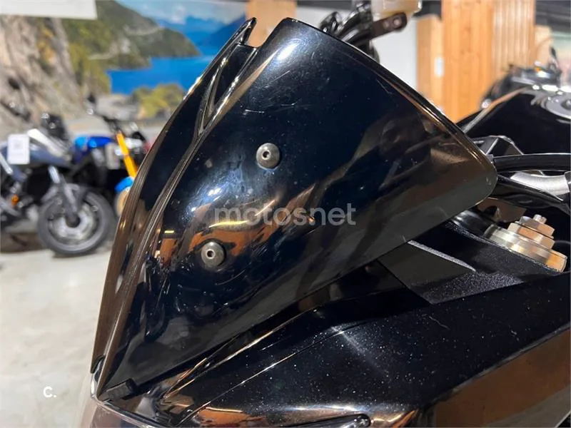 Kawasaki Z1000 – Vista 64