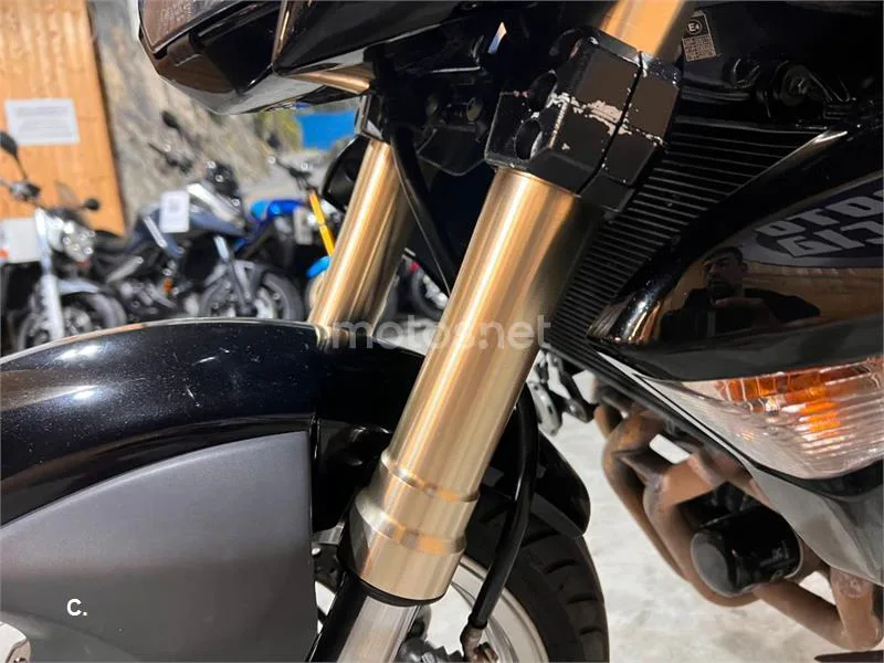 Kawasaki Z1000 – Vista 66
