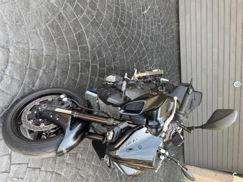 Yamaha MT-10 – Vista 4