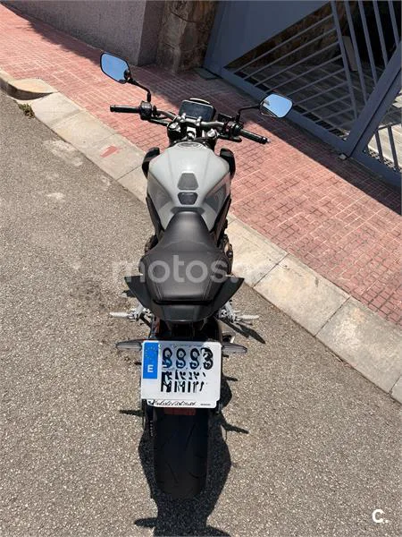 Honda CB 650 R – Vista 4