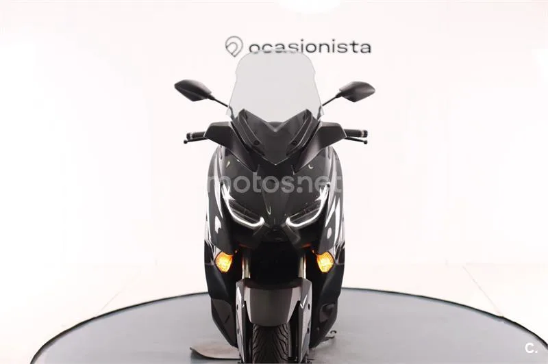 Yamaha XMAX 300 – Vista 6