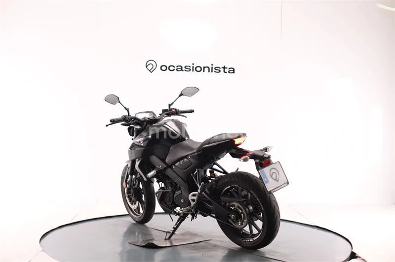 Yamaha MT-125 – Vista 3