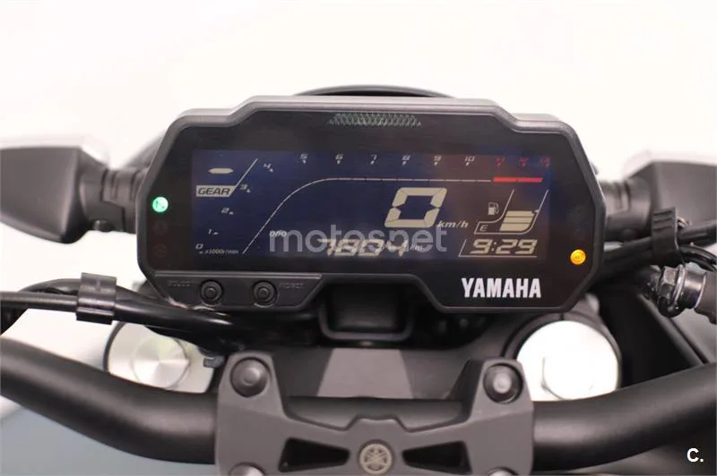 Yamaha MT-125 – Vista 5