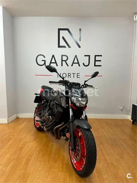 Yamaha MT-07 – Vista 6