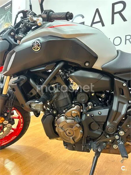 Yamaha MT-07 – Vista 10