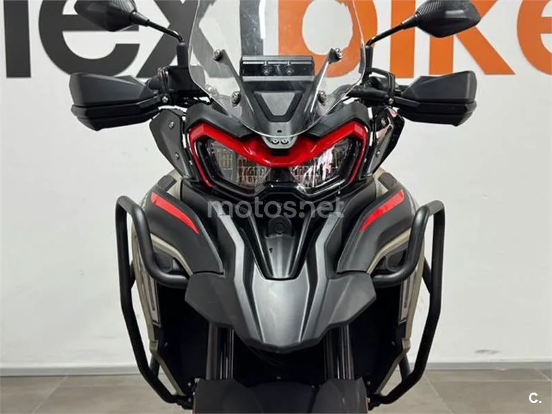 Benelli TRK 702 X – Vista 9