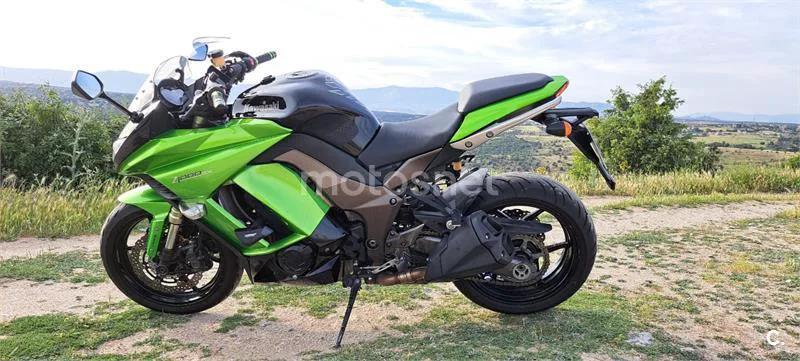 Kawasaki Z1000 SX – Vista 3