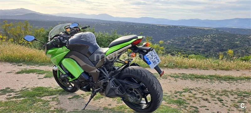 Kawasaki Z1000 SX – Vista 8