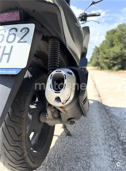 Honda PCX 125 – Vista 2