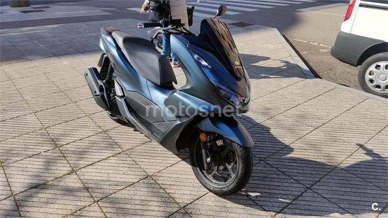 Honda PCX 125 – Vista 5