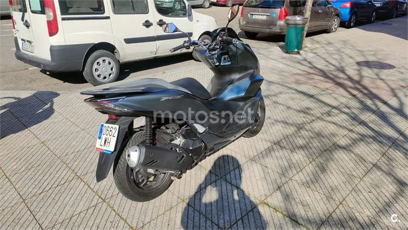 Honda PCX 125 – Vista 7