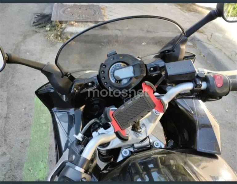 Yamaha FZ6 Fazer – Vista 2