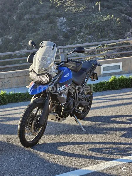 Triumph Tiger 800 XCX – Vista 2