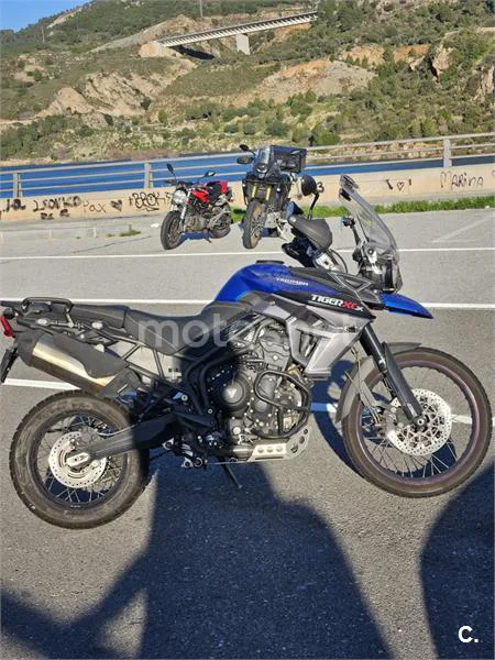 Triumph Tiger 800 XCX – Vista 3