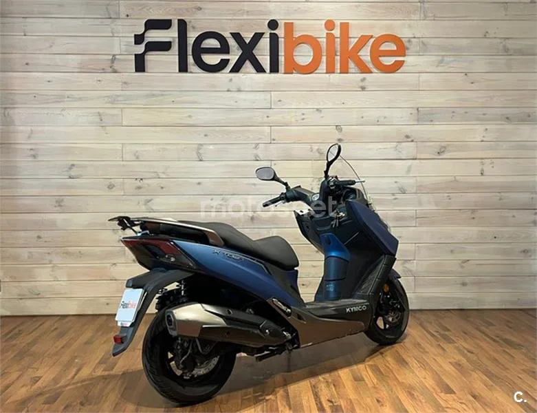 Kymco X-Town CT 300 – Vista 4