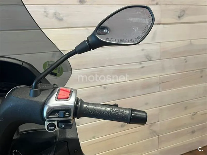 Piaggio MP3 – Vista 15