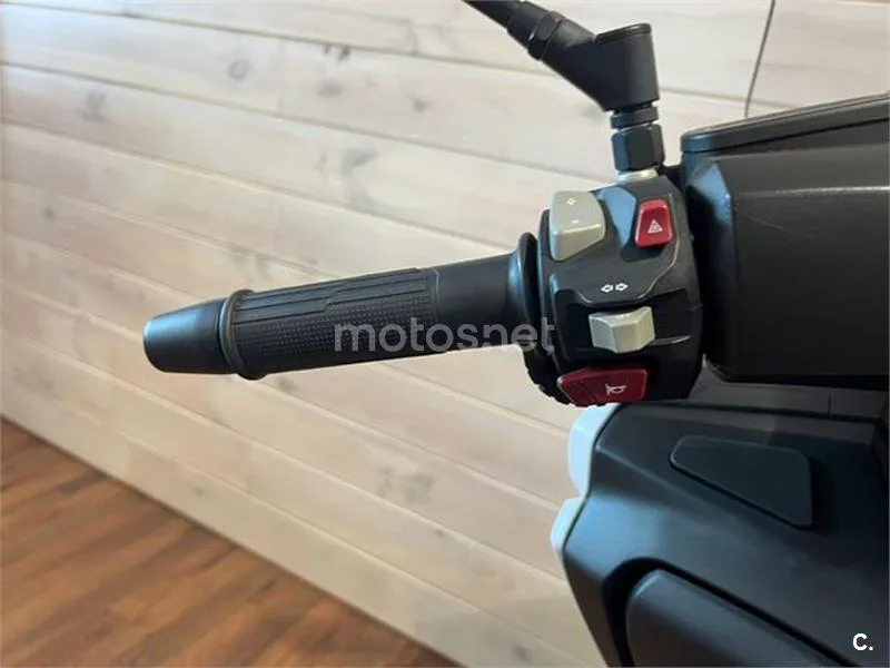 Voge SR4 Max – Vista 12