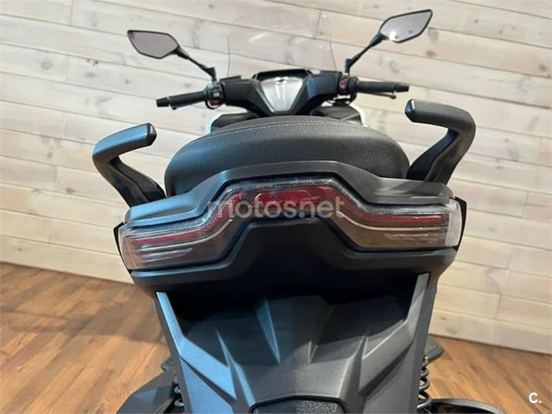 Voge SR4 Max – Vista 6