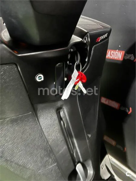 Piaggio MP3 – Vista 4