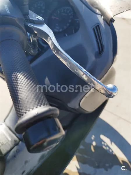 Honda Forza 250 EX – Vista 10