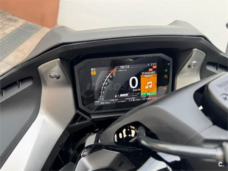 Honda Forza 750 – Vista 7