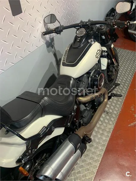 Harley-Davidson Fat Bob – Vista 16