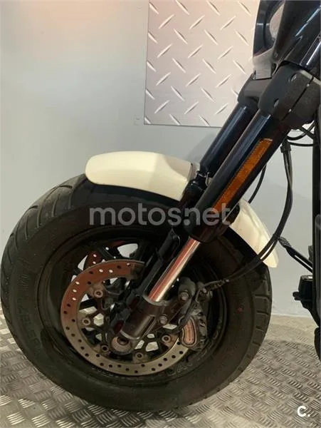Harley-Davidson Fat Bob – Vista 6