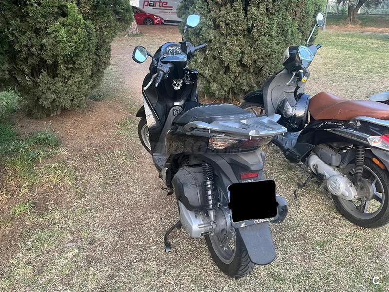 Honda SH 125i – Vista 4