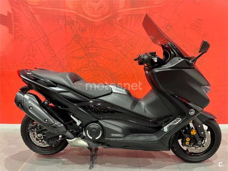 Yamaha TMAX 560 – Vista 5