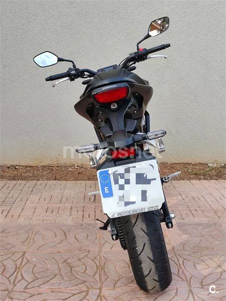 Honda CB 125 R – Vista 4