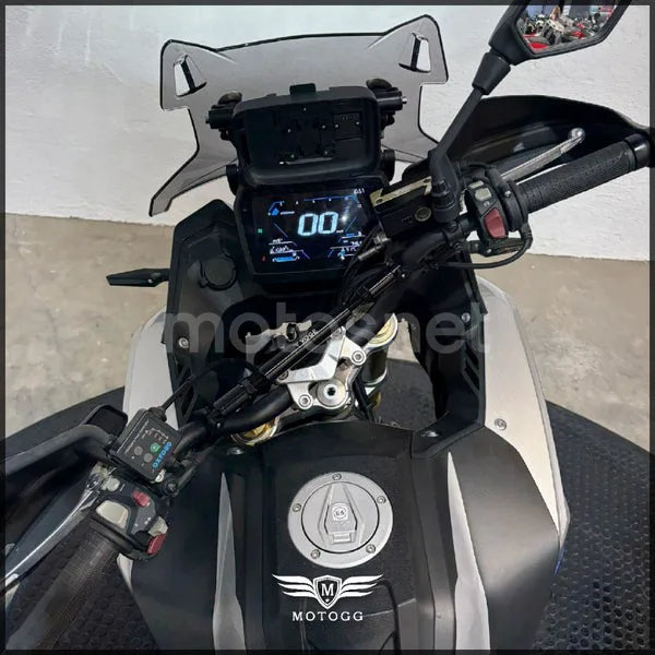 Voge 525 DSX – Vista 8