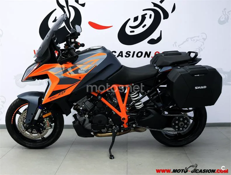 KTM 1290 Super Duke GT – Vista 7