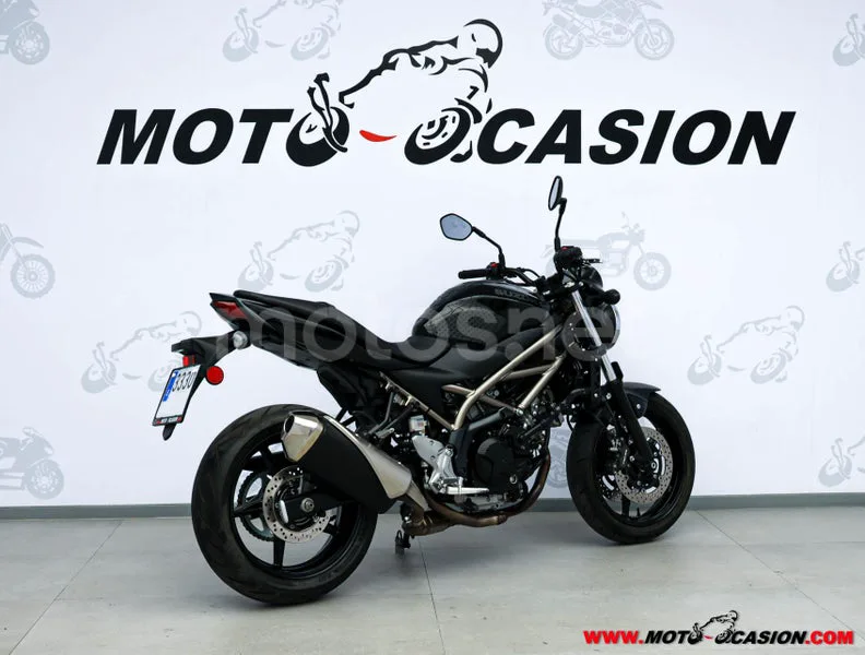 Suzuki SV 650 – Vista 3