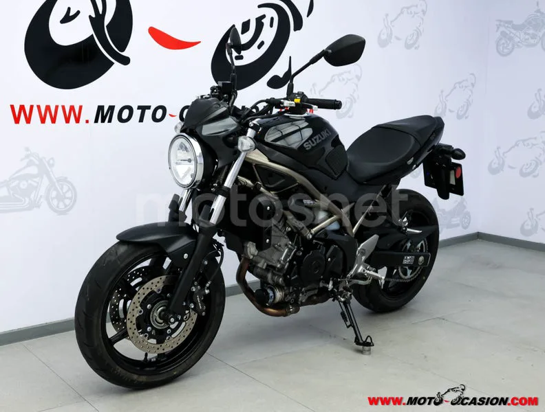 Suzuki SV 650 – Vista 8