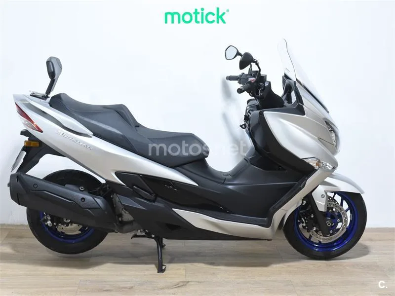 Suzuki Burgman 400 – Vista 7