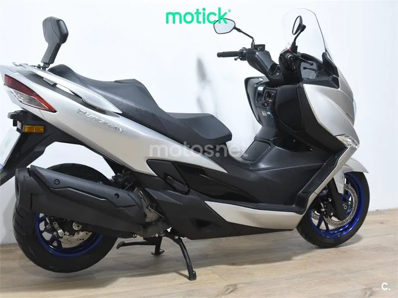 Suzuki Burgman 400 – Vista 10
