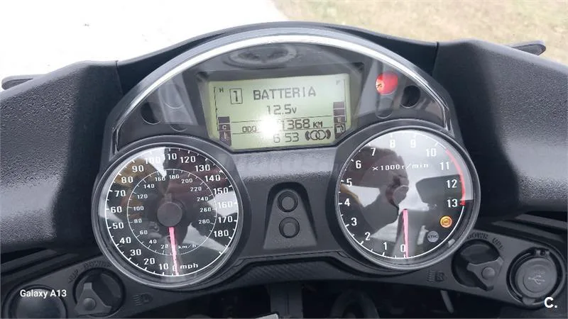 Kawasaki 1400GTR – Vista 3