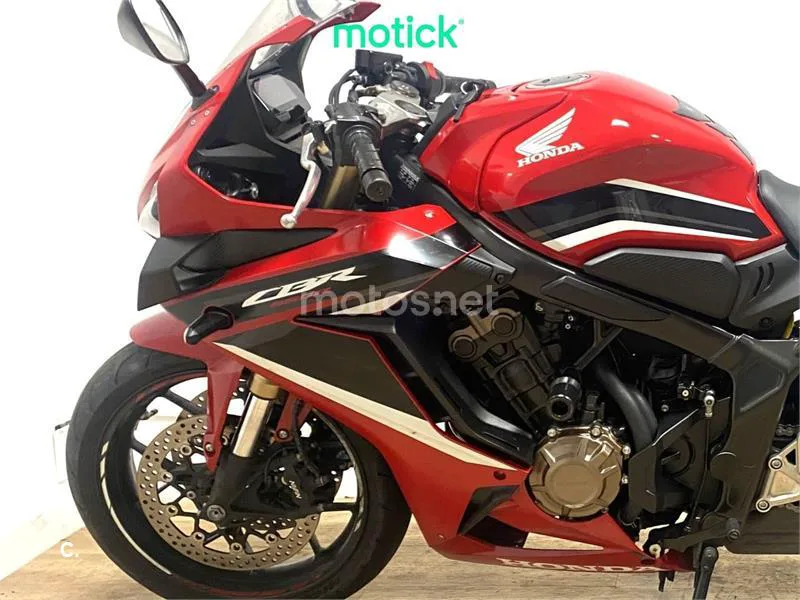 Honda CBR 650 R – Vista 6