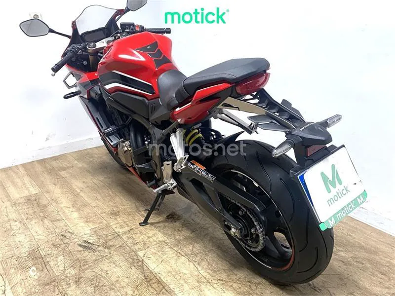 Honda CBR 650 R – Vista 8